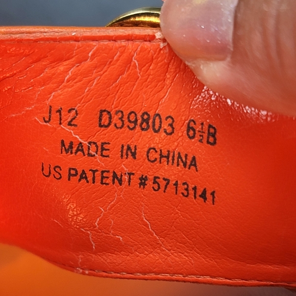 Cole Haan vintage sandals with Nike Air Wmns 6.5 orange - Picture 9 of 10